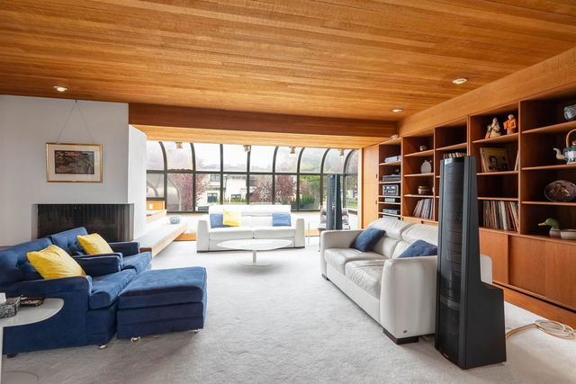 8391 Fairfax Place