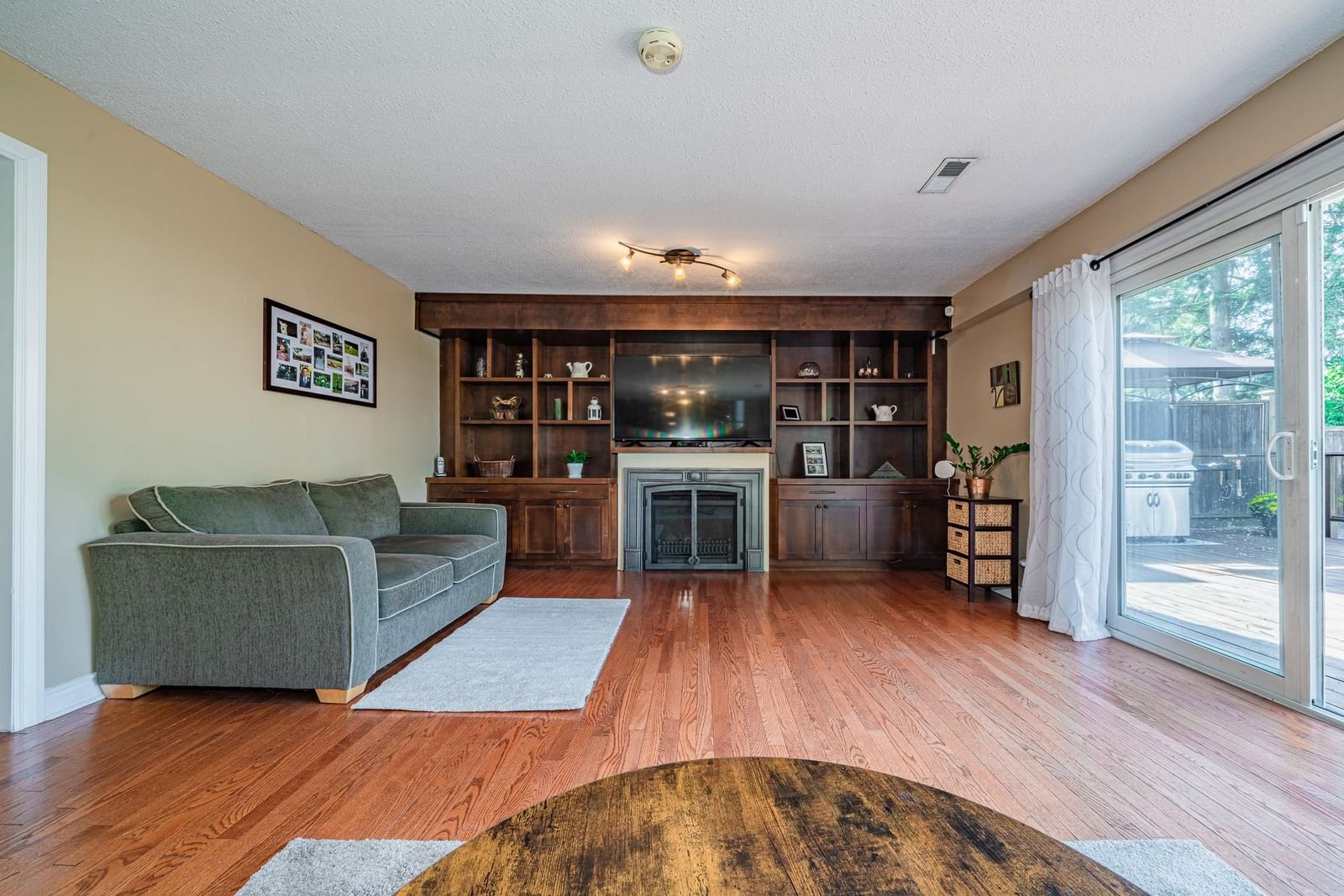 Listing Image 18