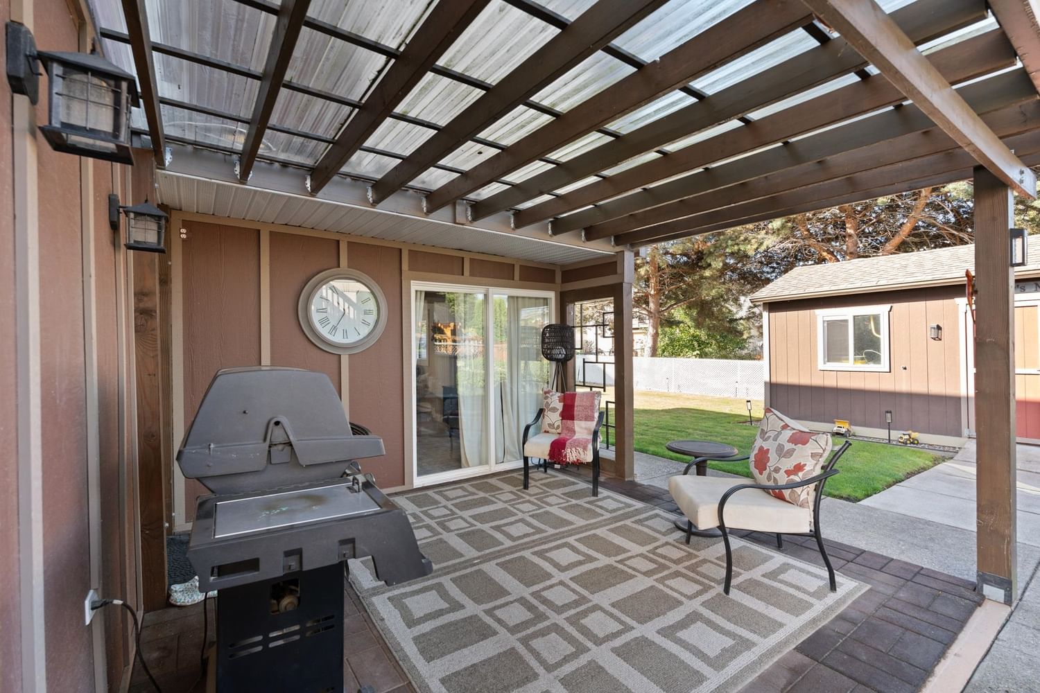 Listing Image 5
