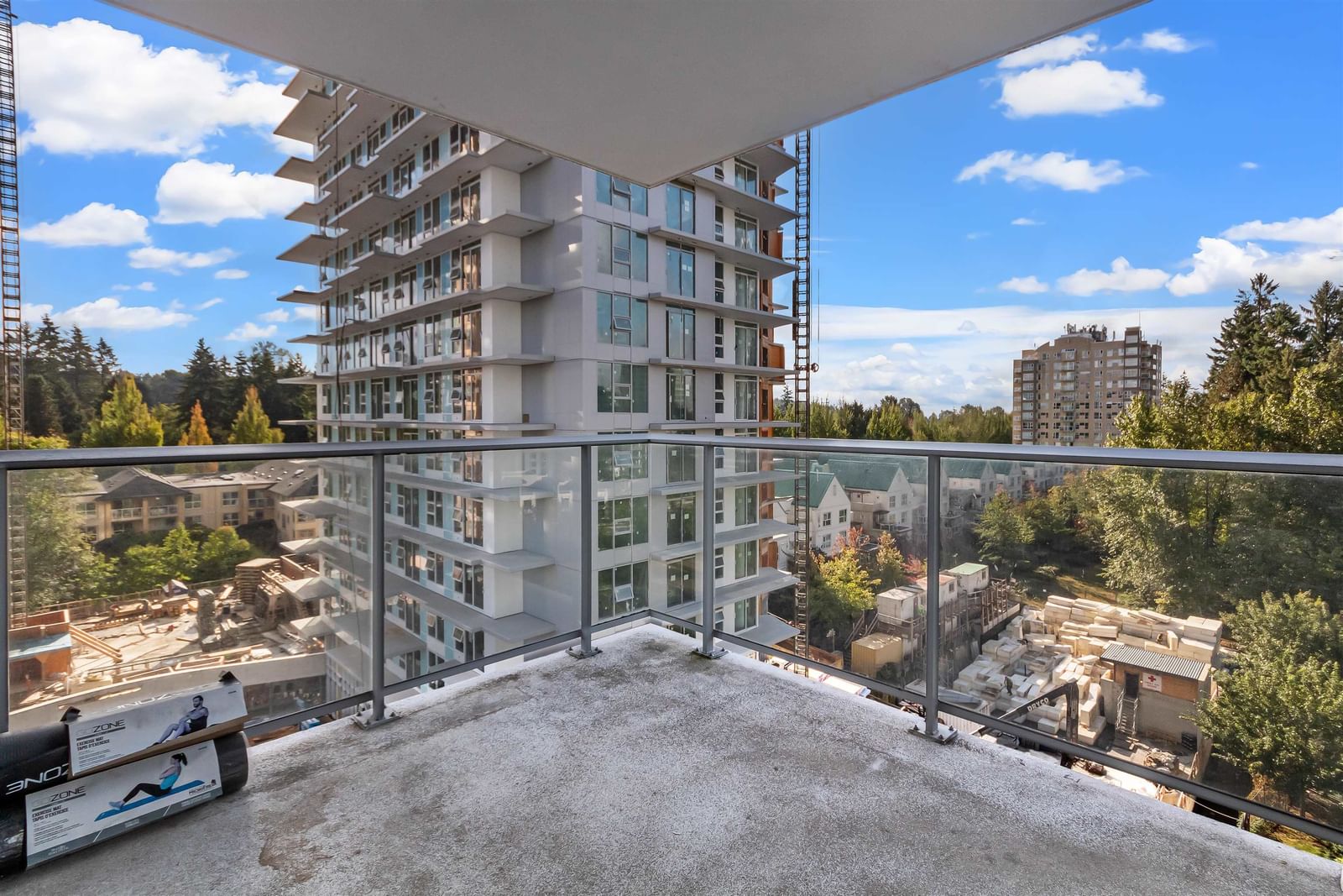 Listing Image 11