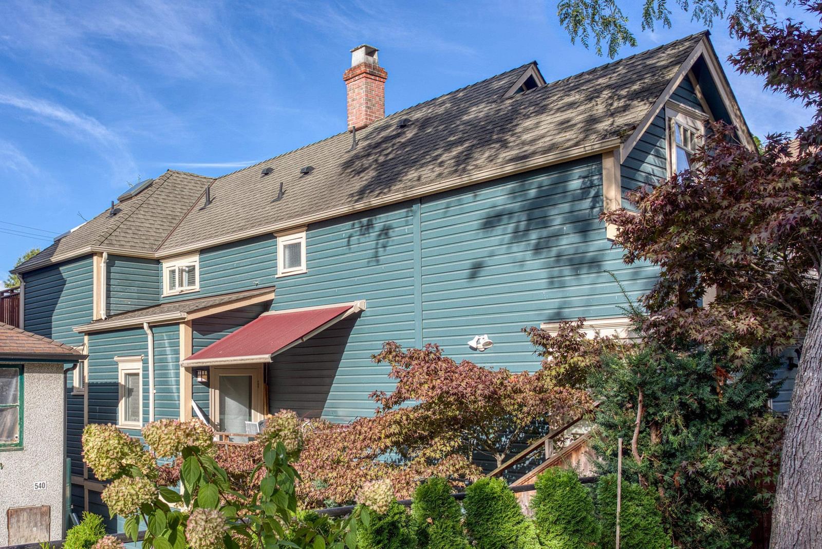 Listing Image 12