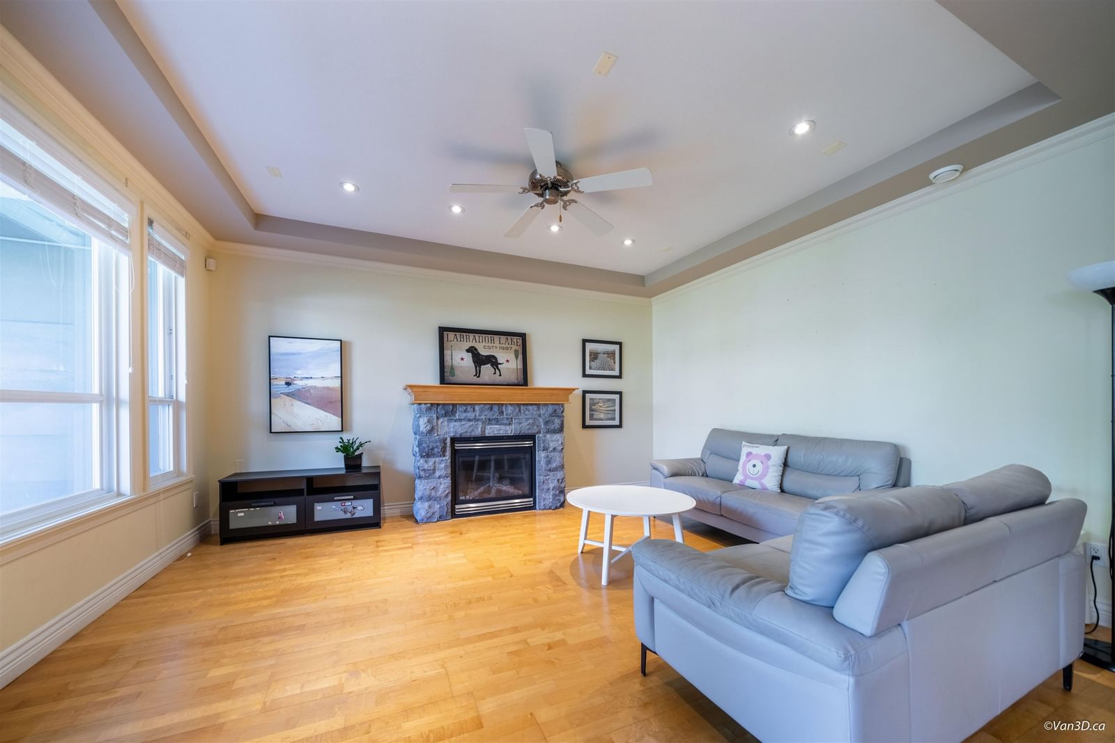 Listing Image 13