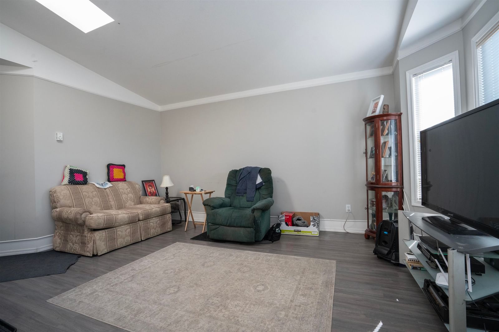 Listing Image 13