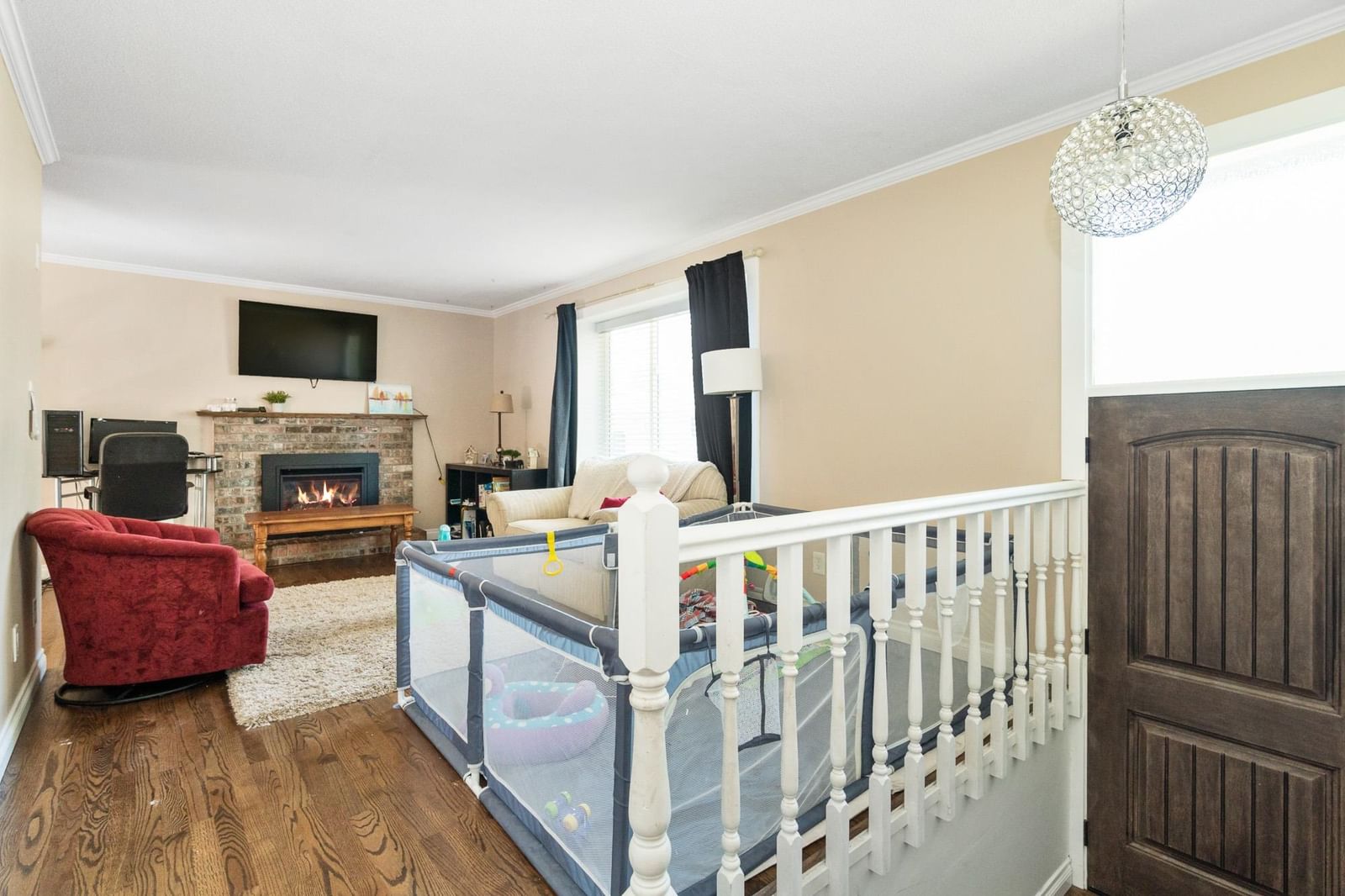 Listing Image 12