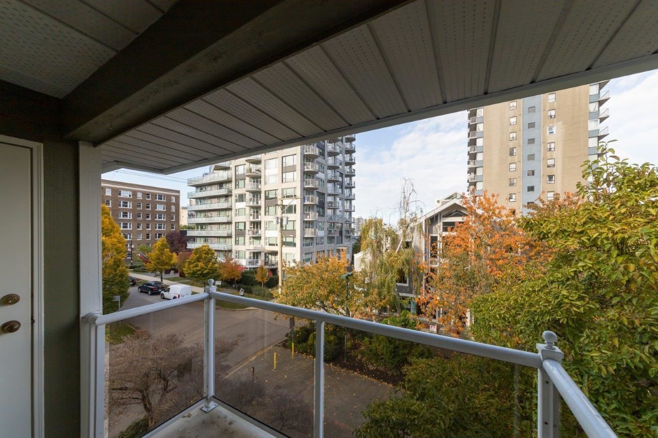 Listing Image 18