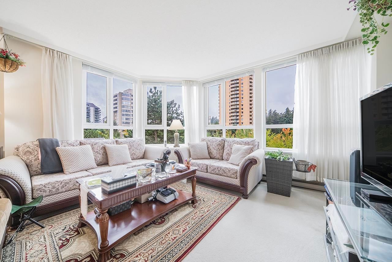 Listing Image 9
