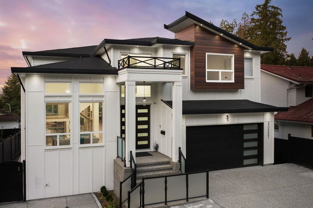 20527 Grade Crescent