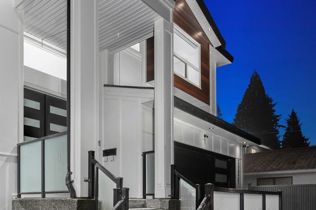 20527 Grade Crescent