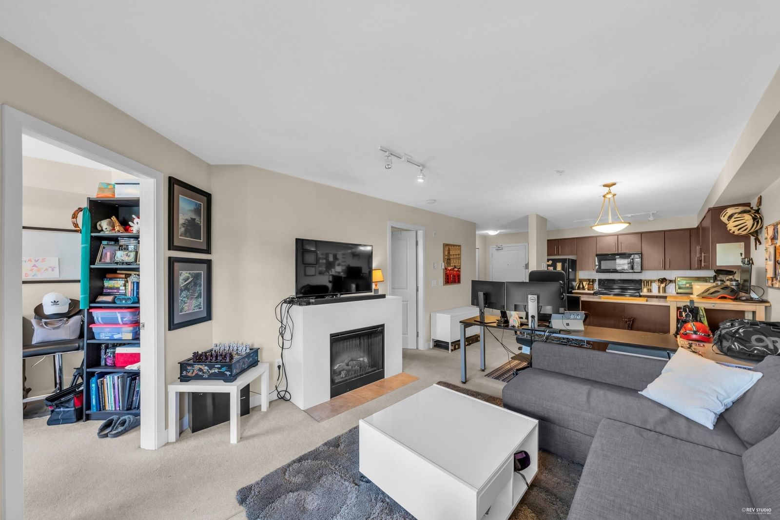 Listing Image 17