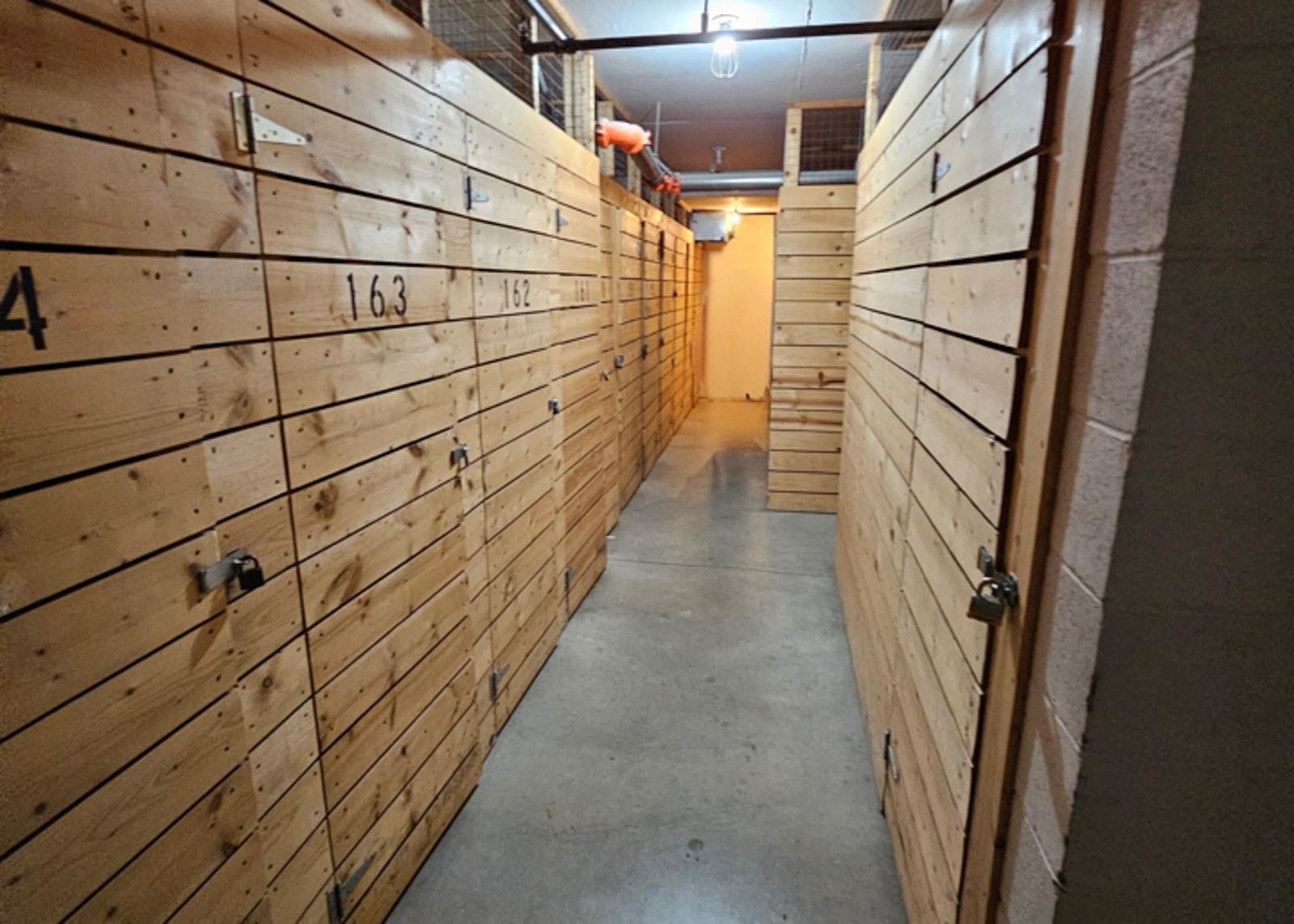 Listing Image 20