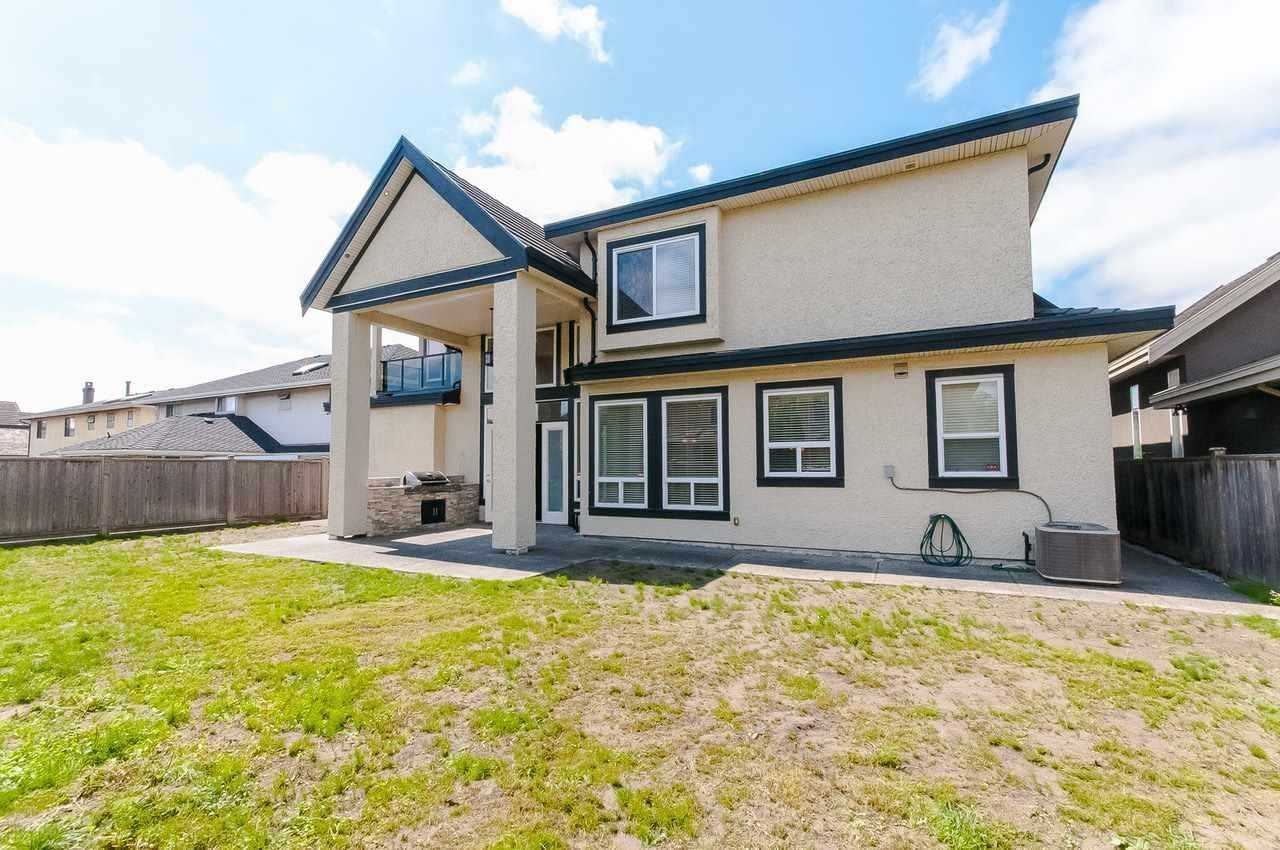Listing Image 15