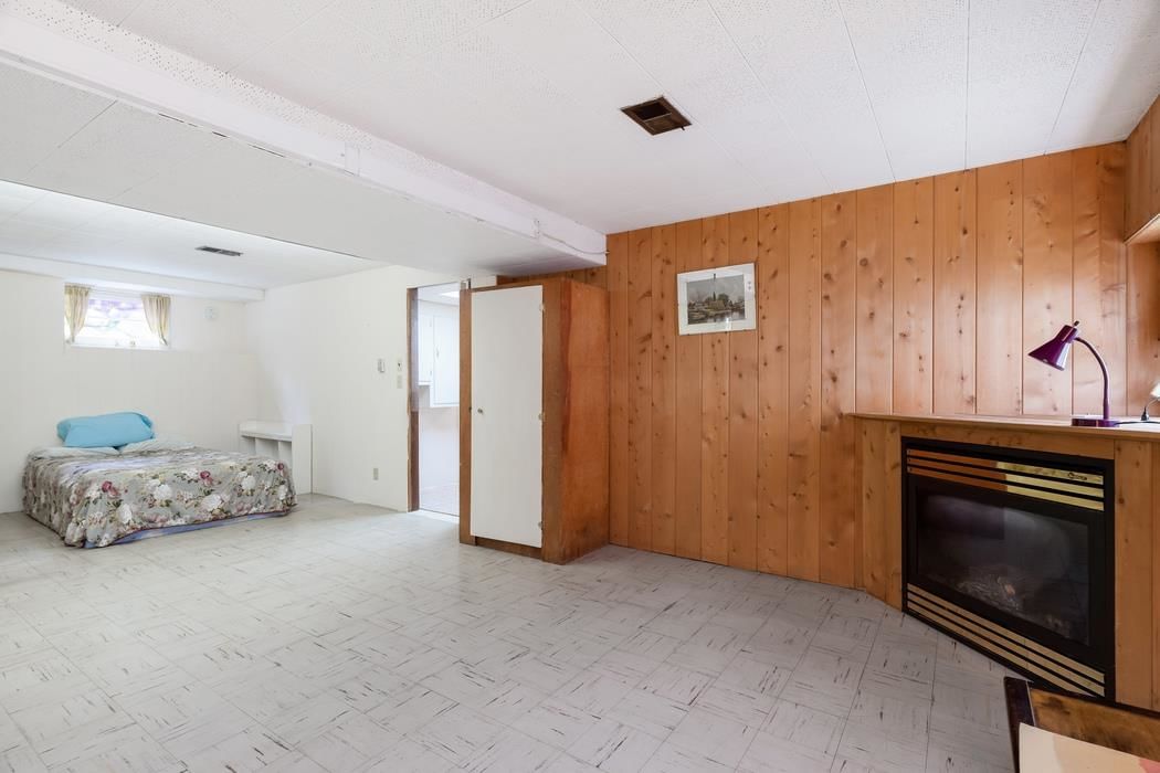 Listing Image 17