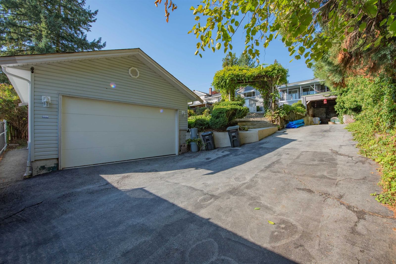 Listing Image 29