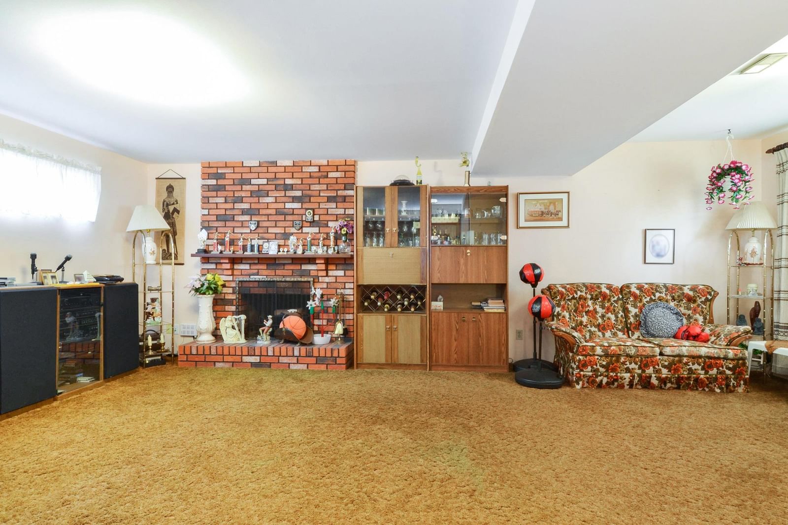 Listing Image 14