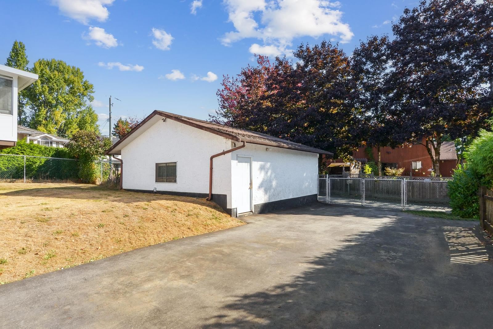 Listing Image 25
