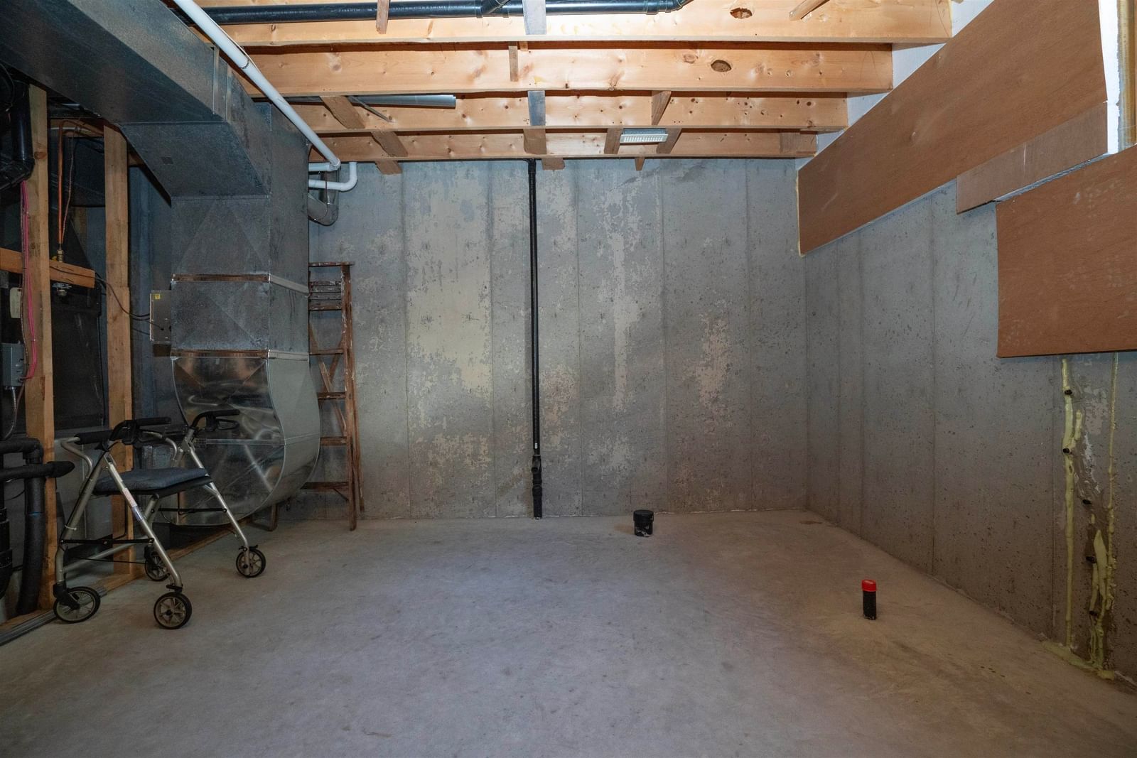 Listing Image 32