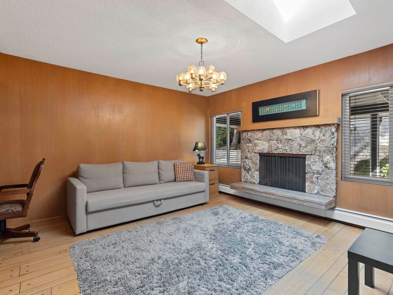 Listing Image 22