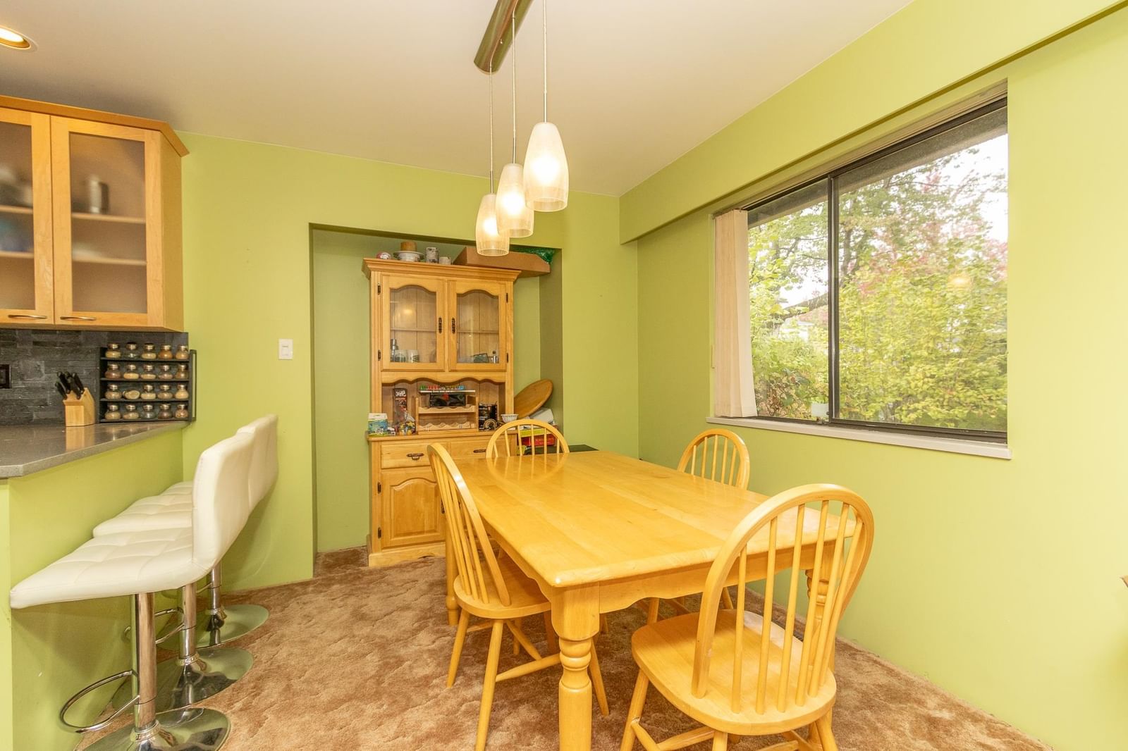 Listing Image 15