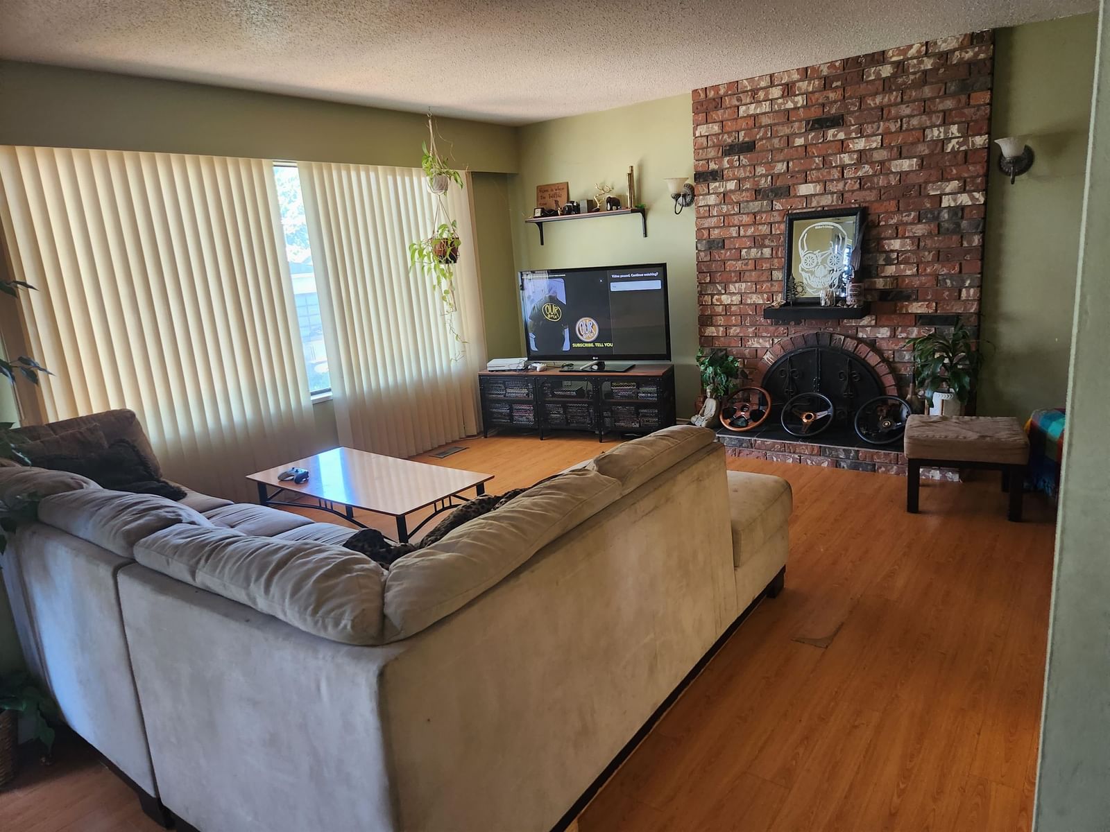 Listing Image 15