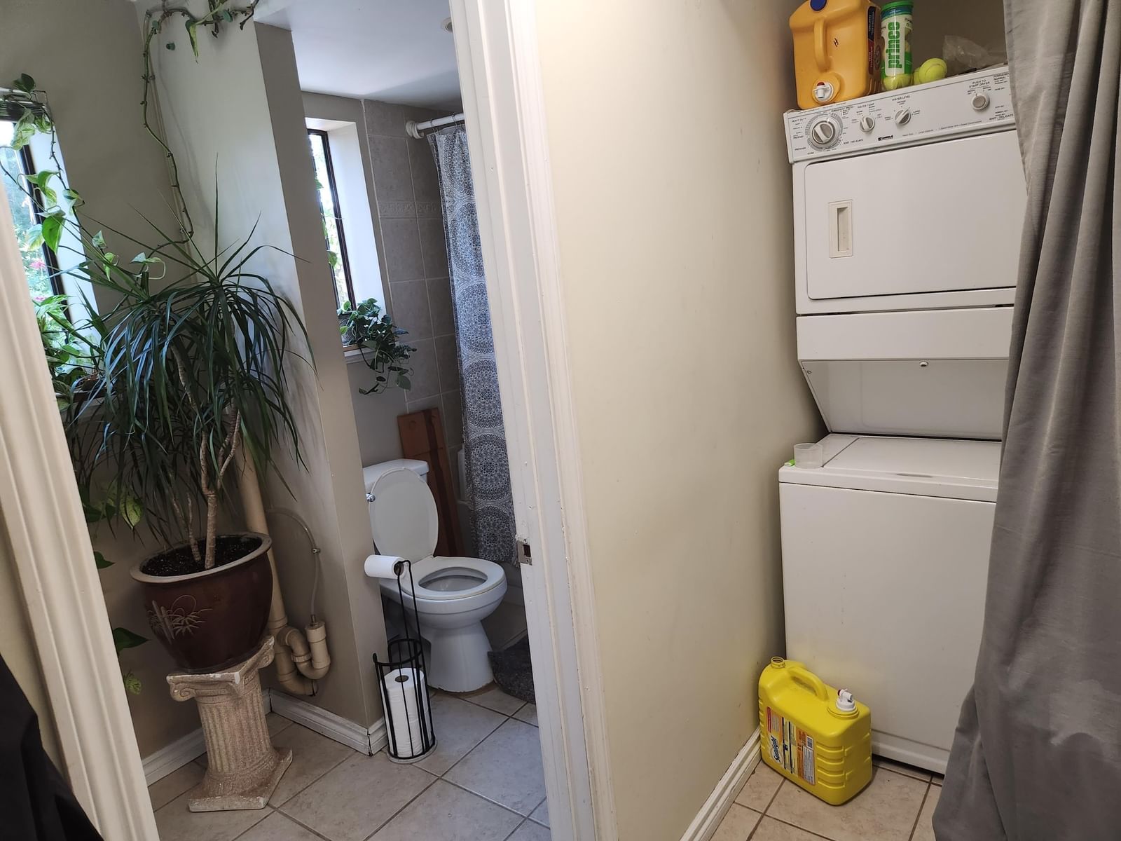 Listing Image 6