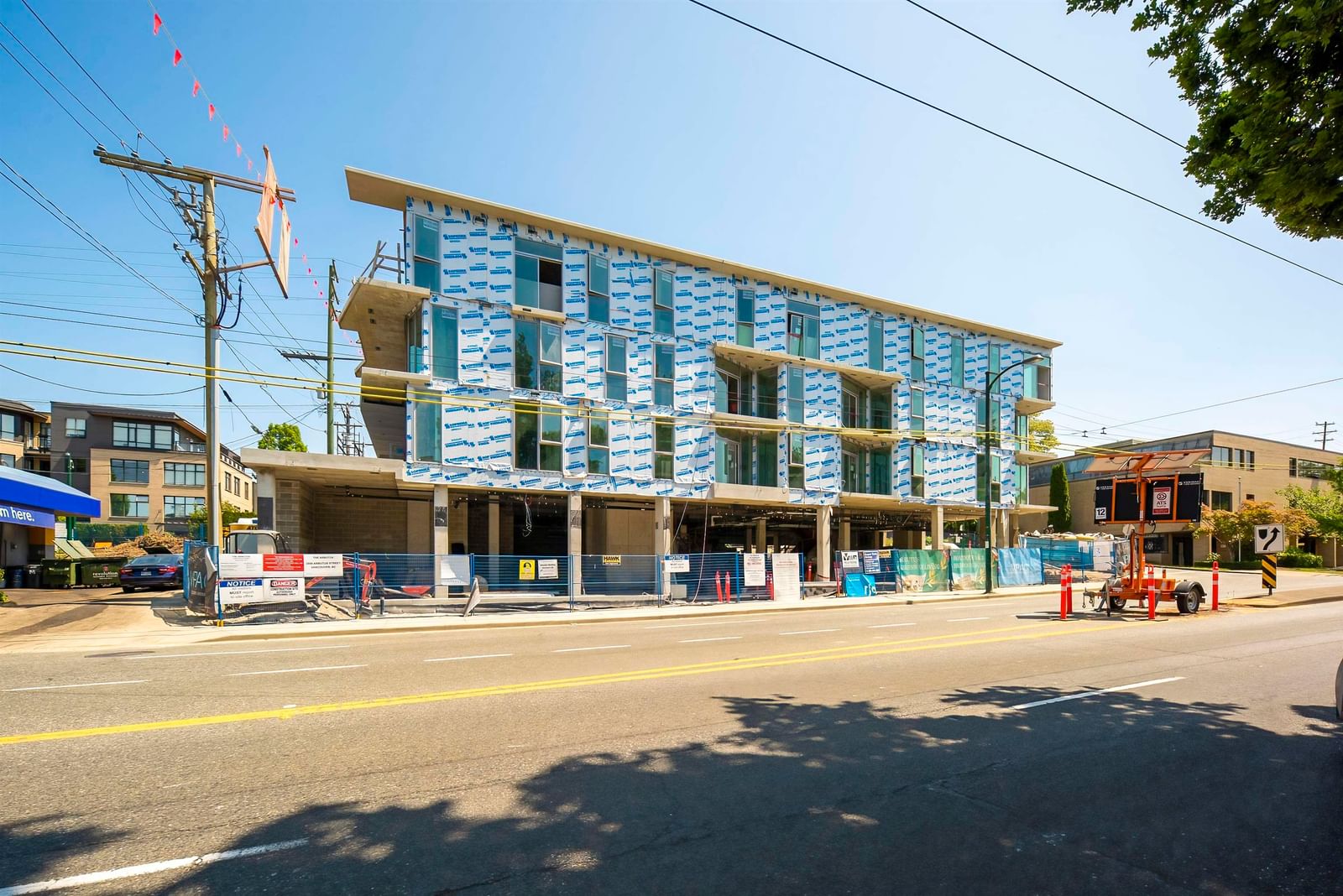 Listing Image 10