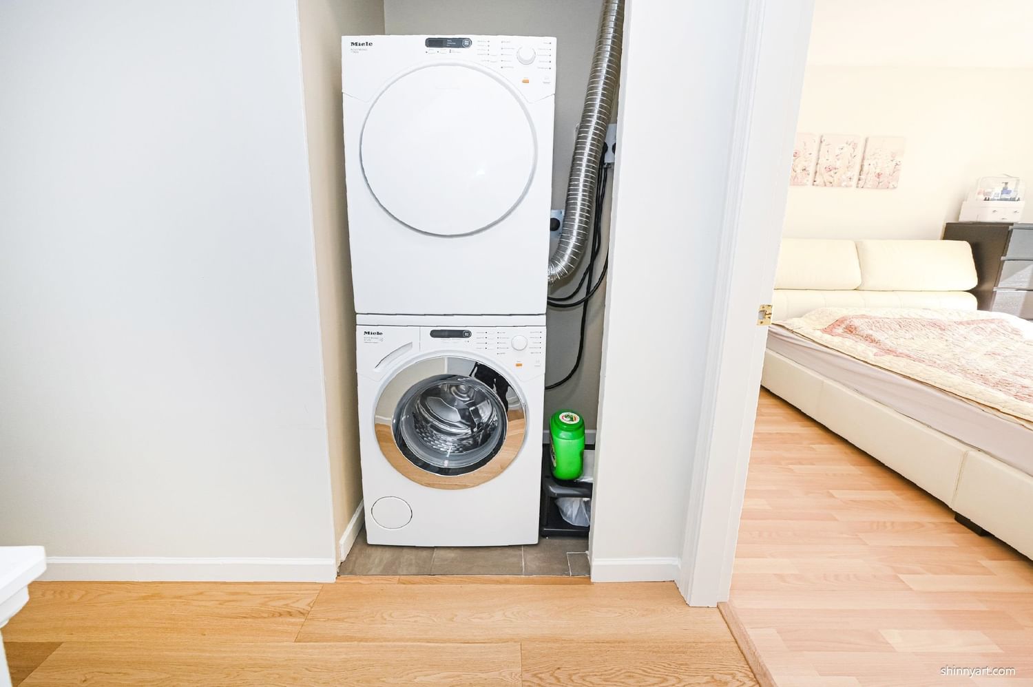 Listing Image 15