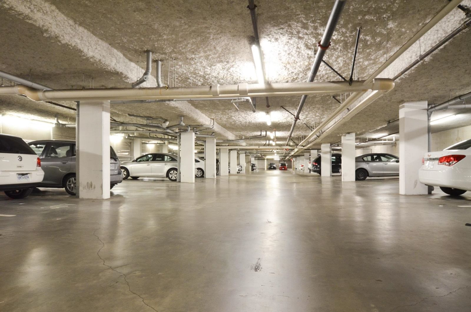 Listing Image 15