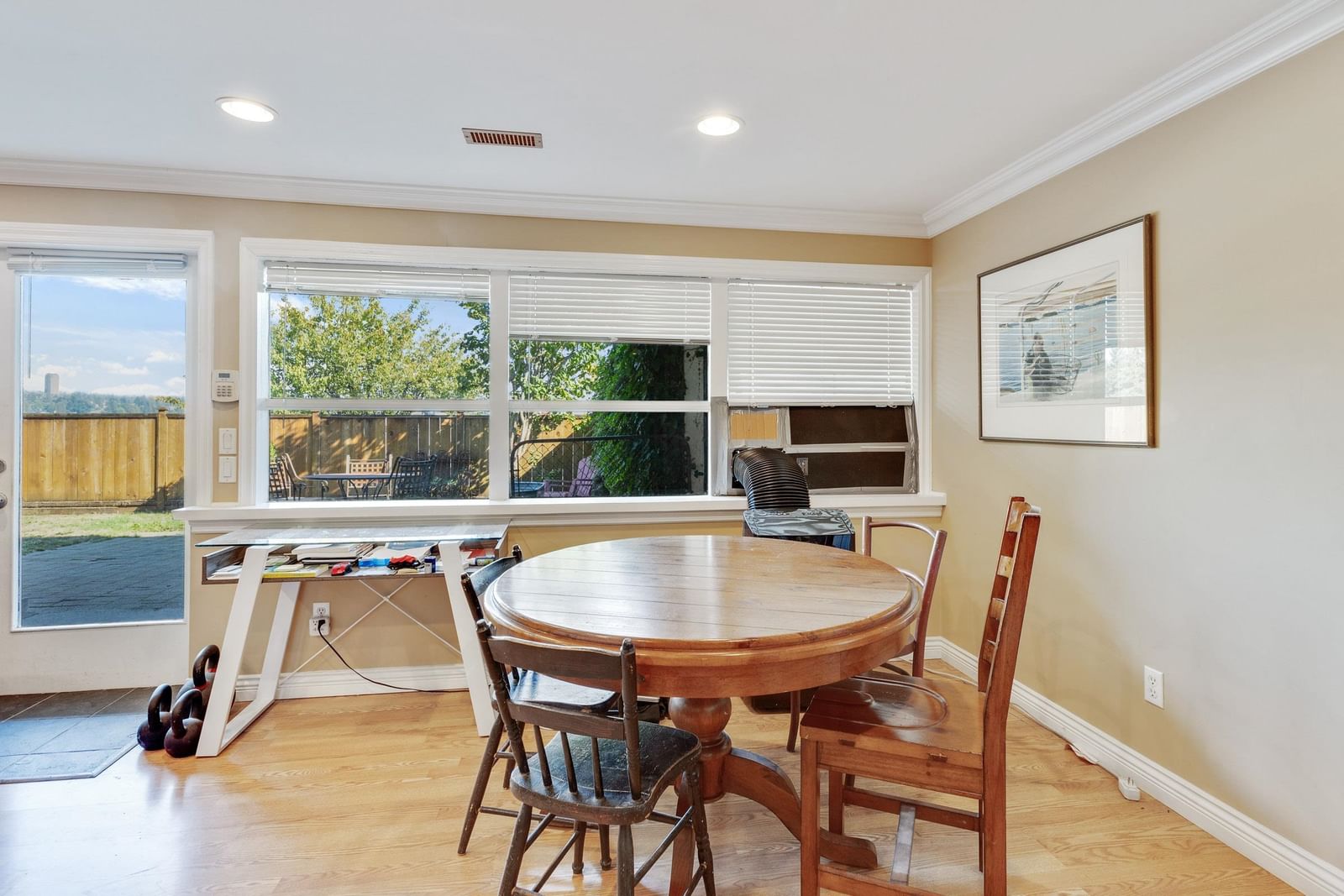 Listing Image 23