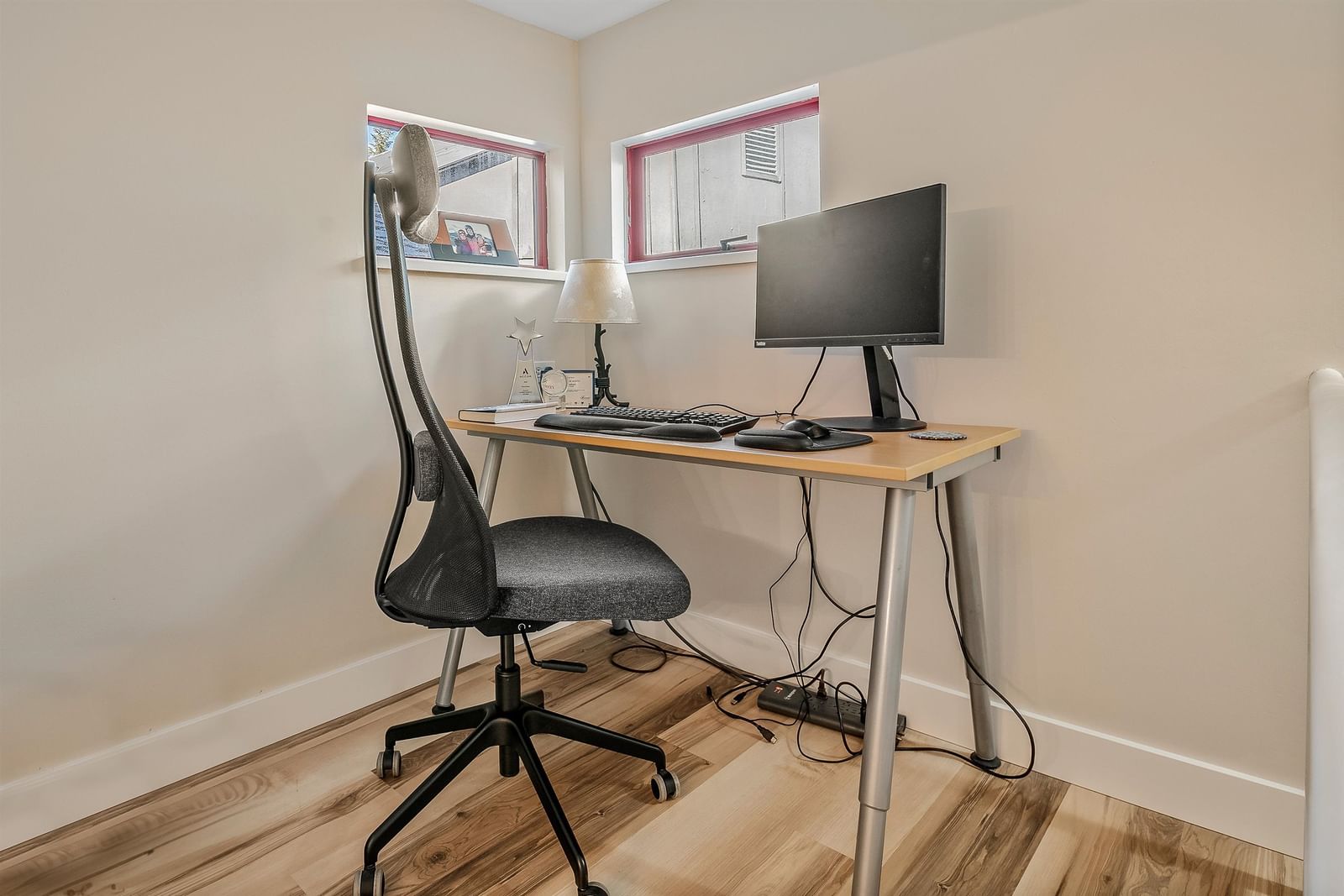 Listing Image 15