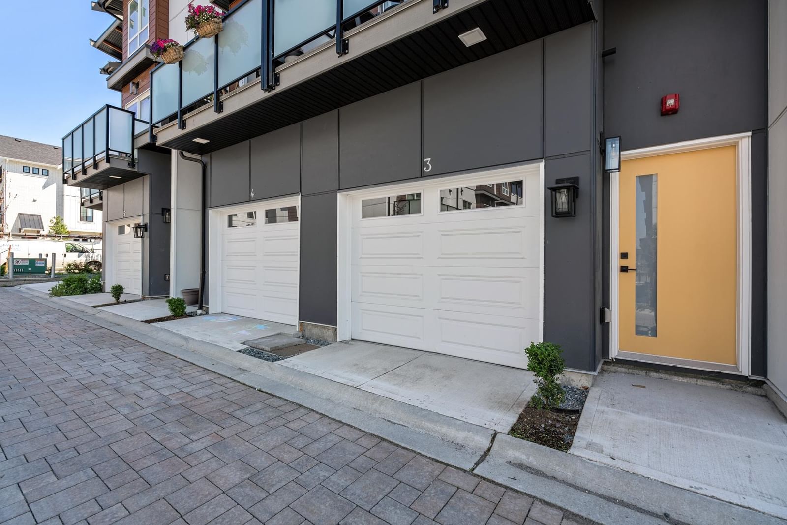 Listing Image 32