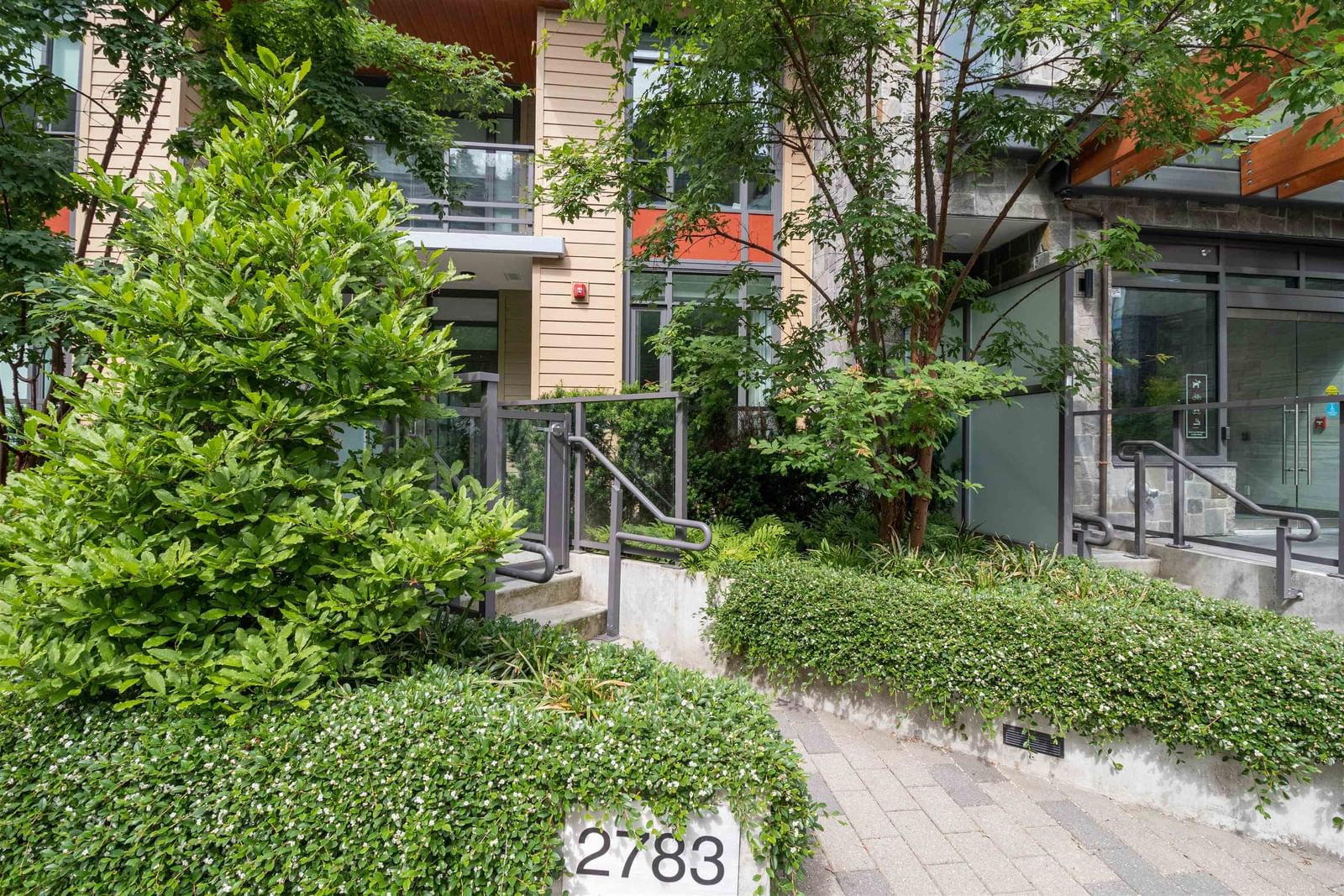 Listing Image 38