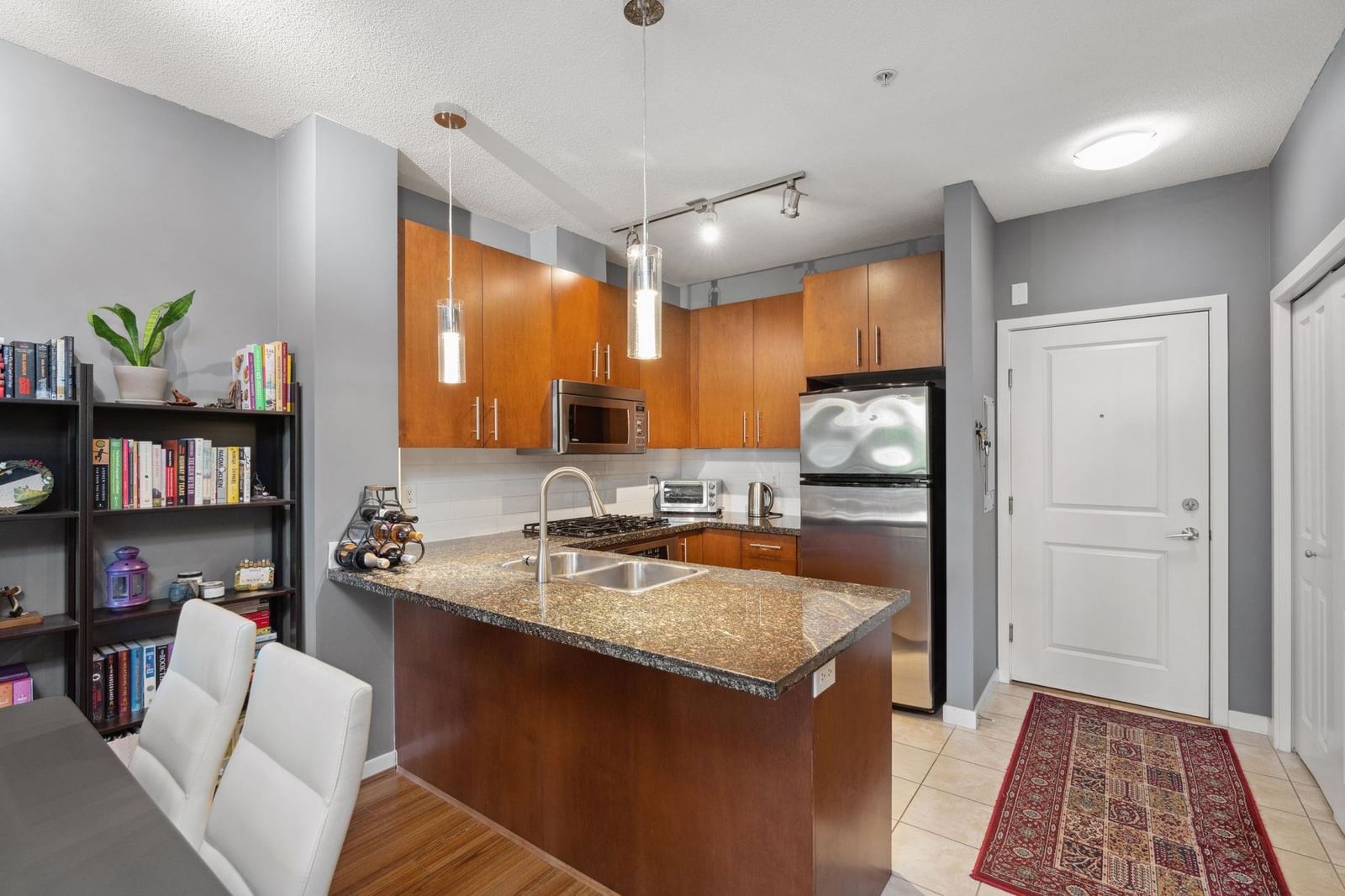 Listing Image 13