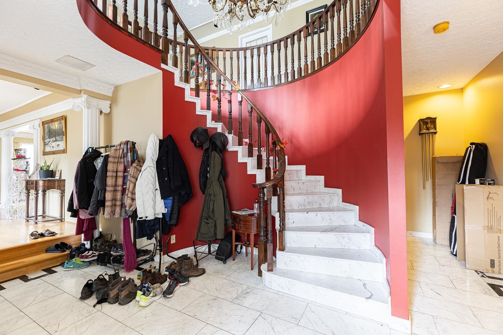 Listing Image 9