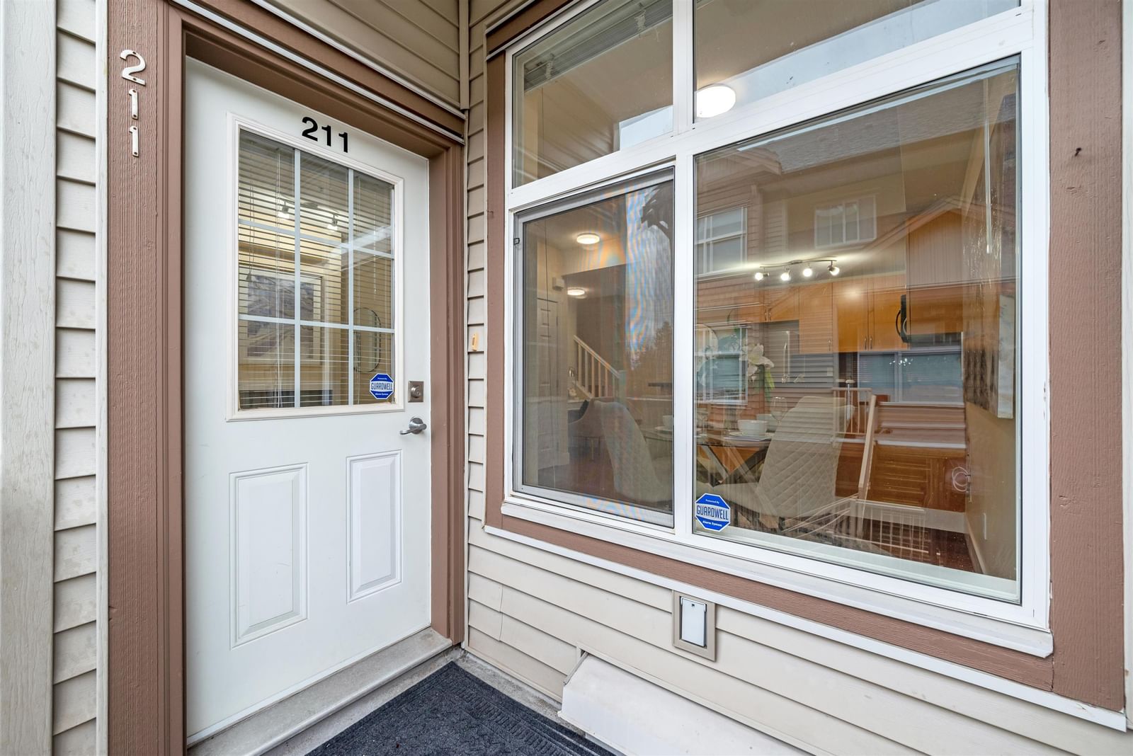 Listing Image 21