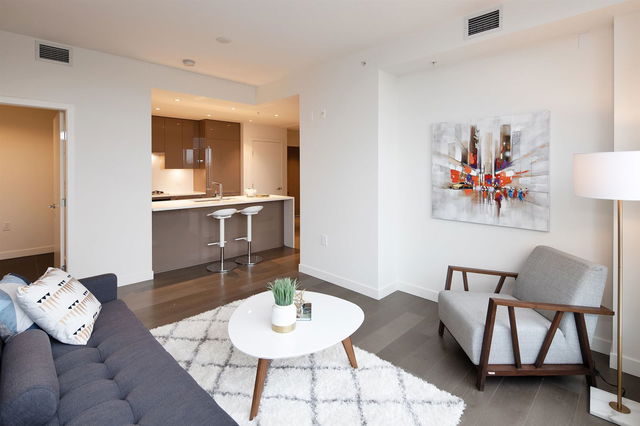 412 - 5189 Cambie Street