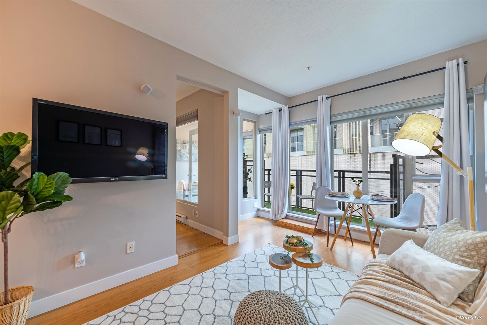 Listing Image 9
