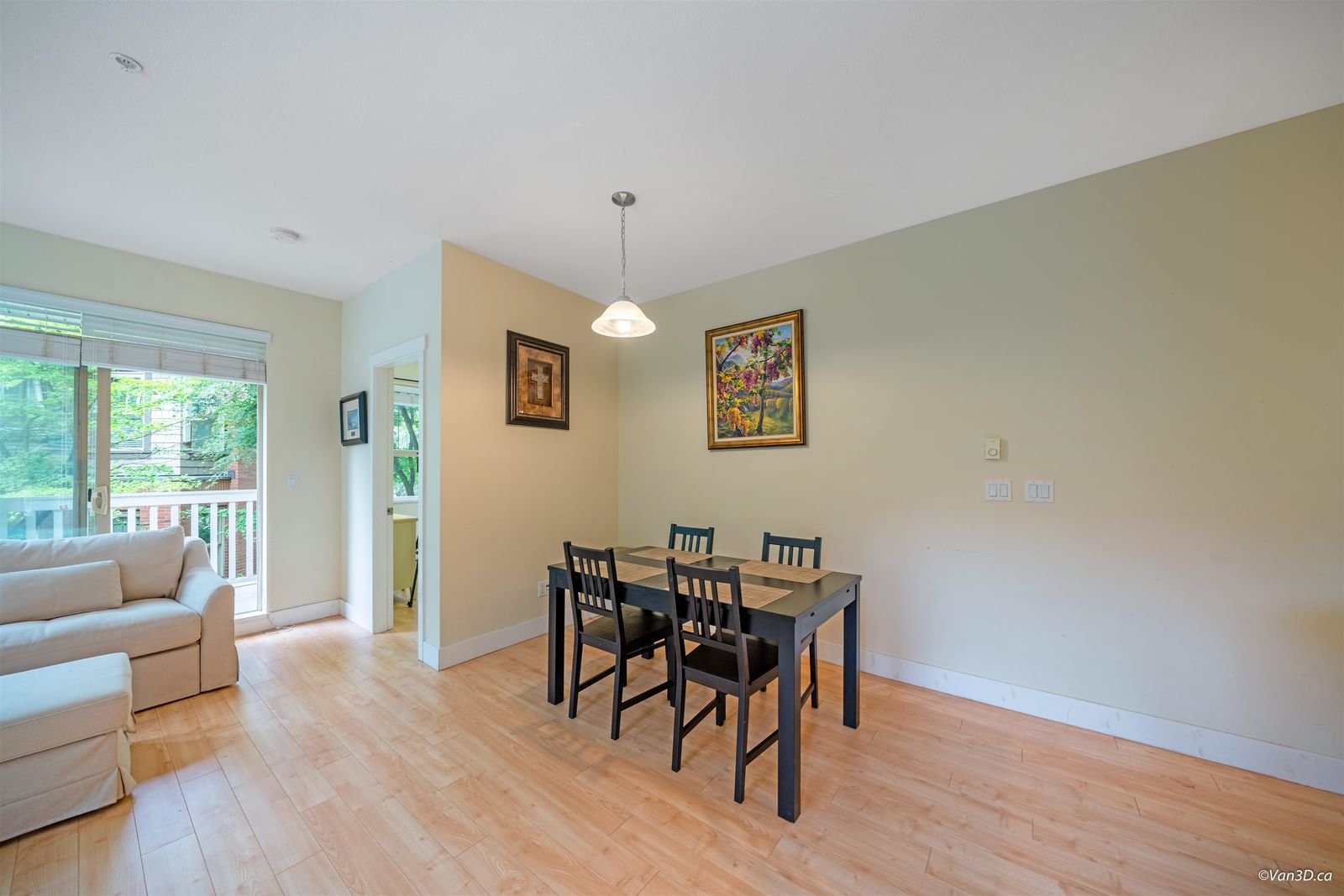 Listing Image 10
