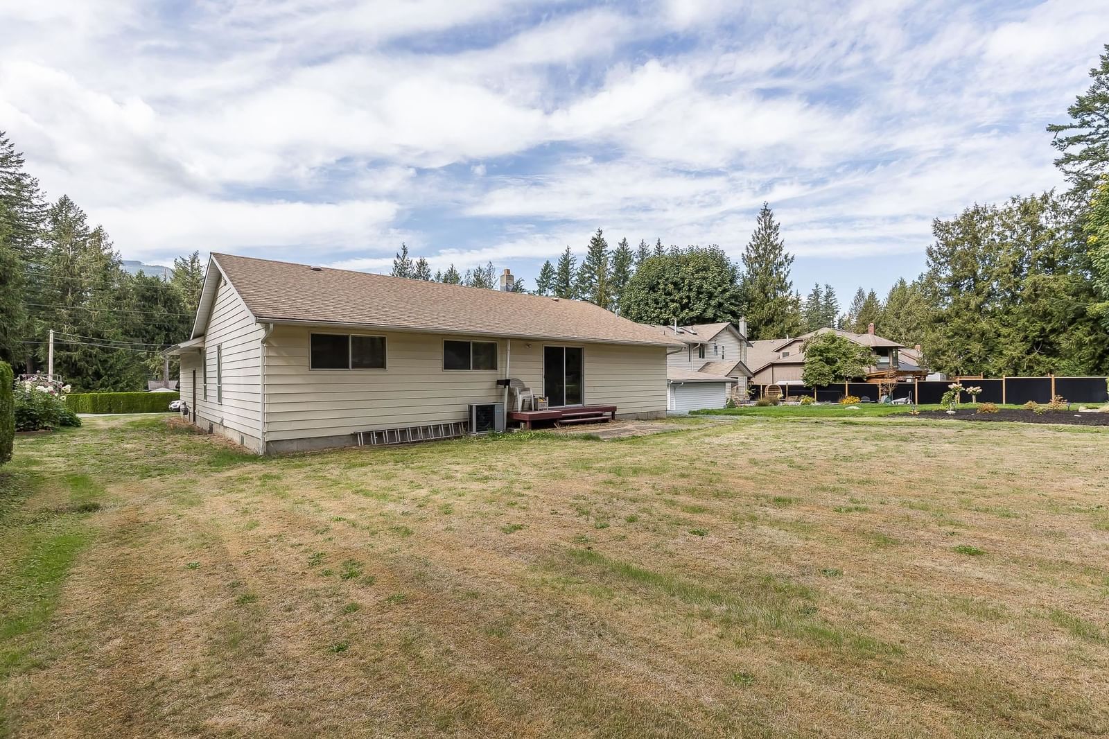 Listing Image 24