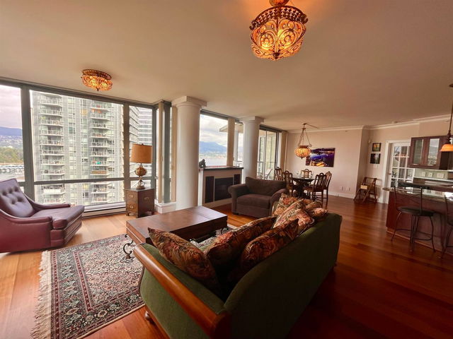 1602 - 1228 Hastings Street