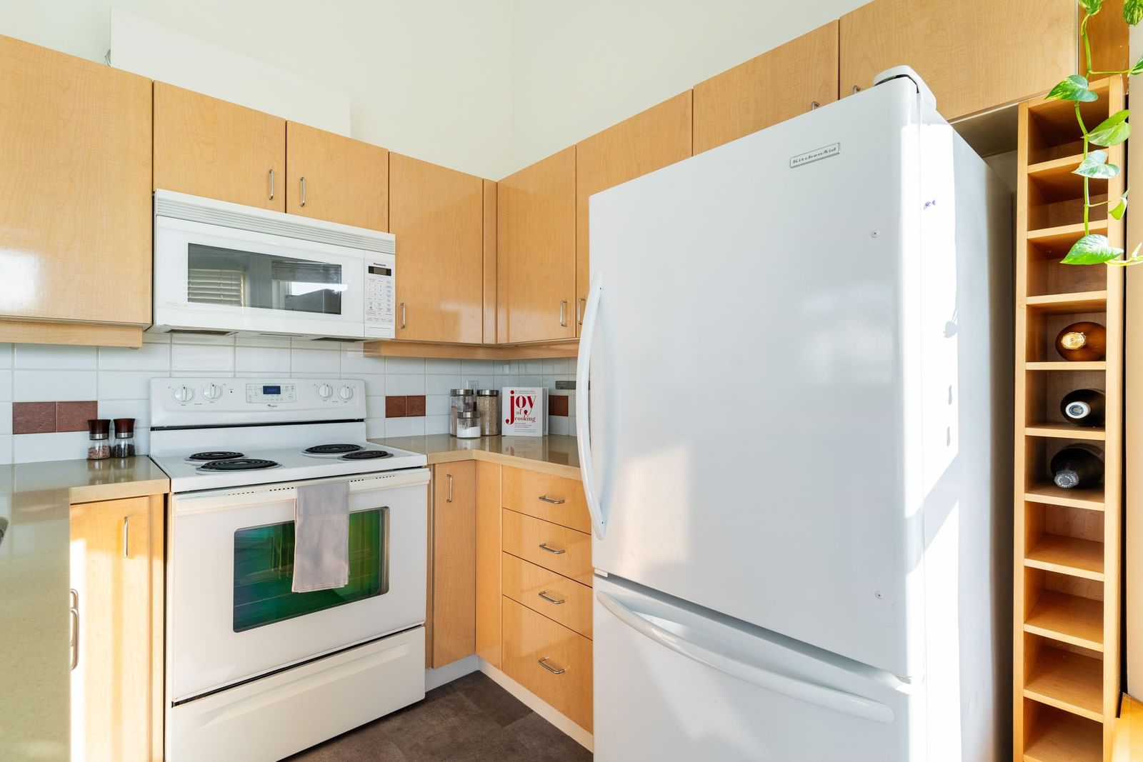 Listing Image 13
