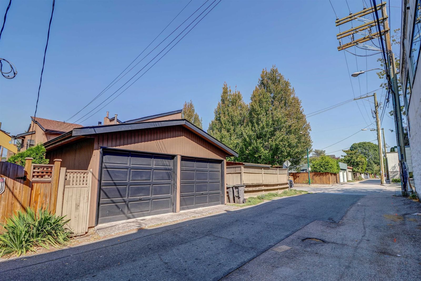 Listing Image 18
