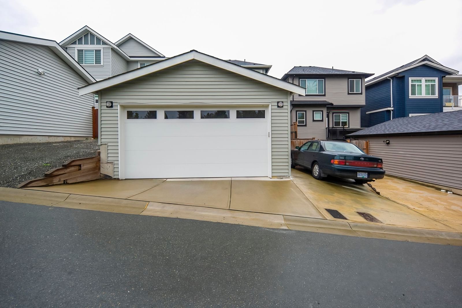 Listing Image 10