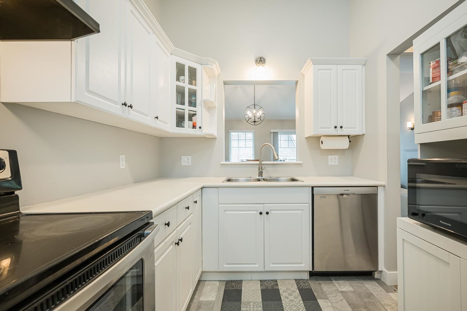 Listing Image 15