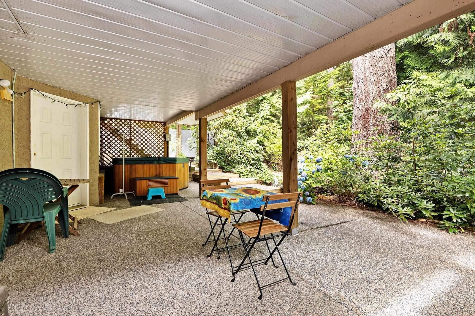 Listing Image 14