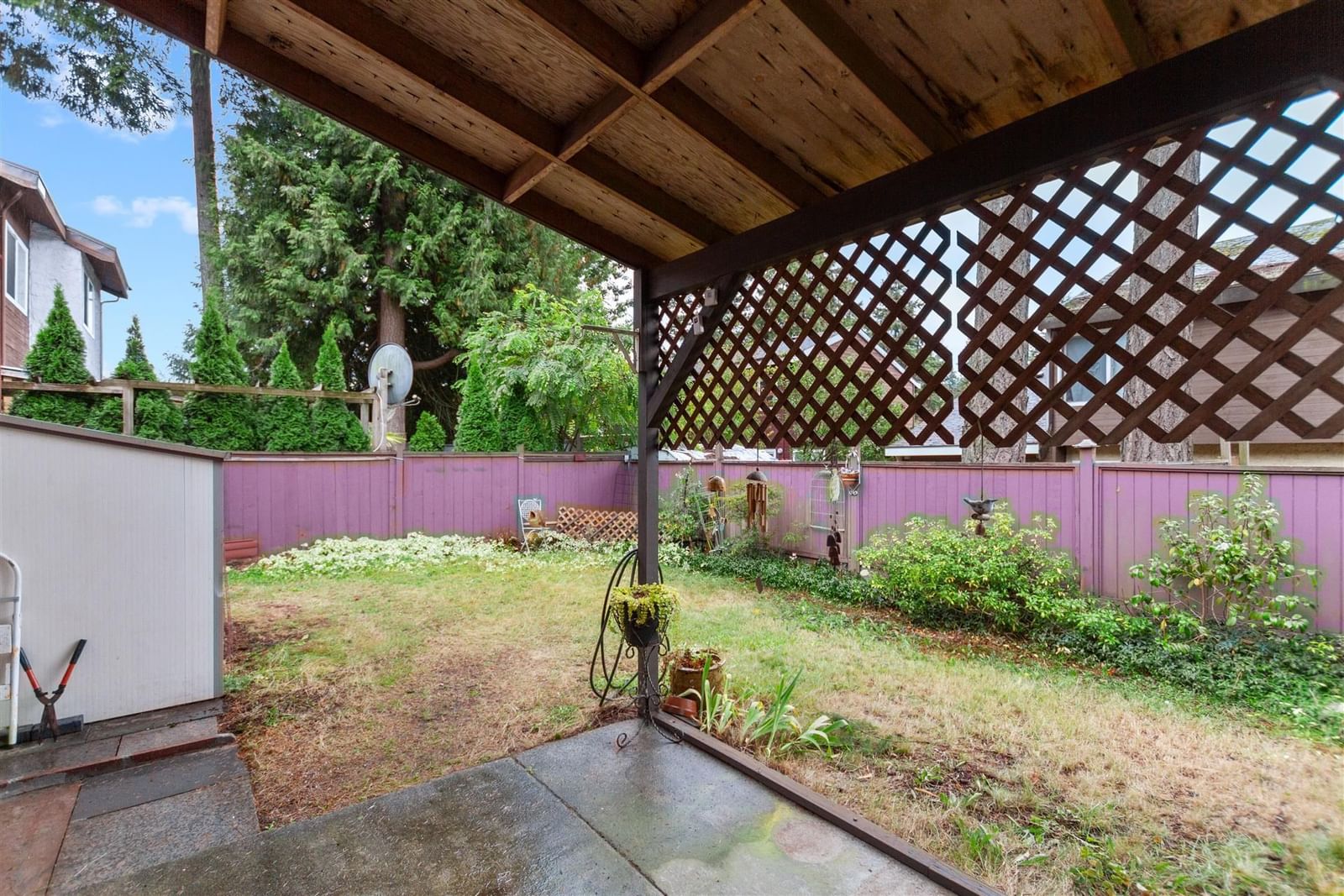 Listing Image 8