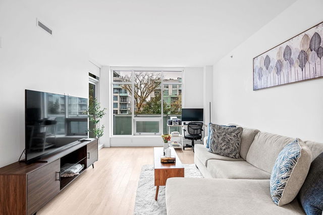 203 - 4988 Cambie Street