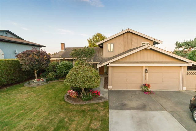5411 Calderwood Crescent