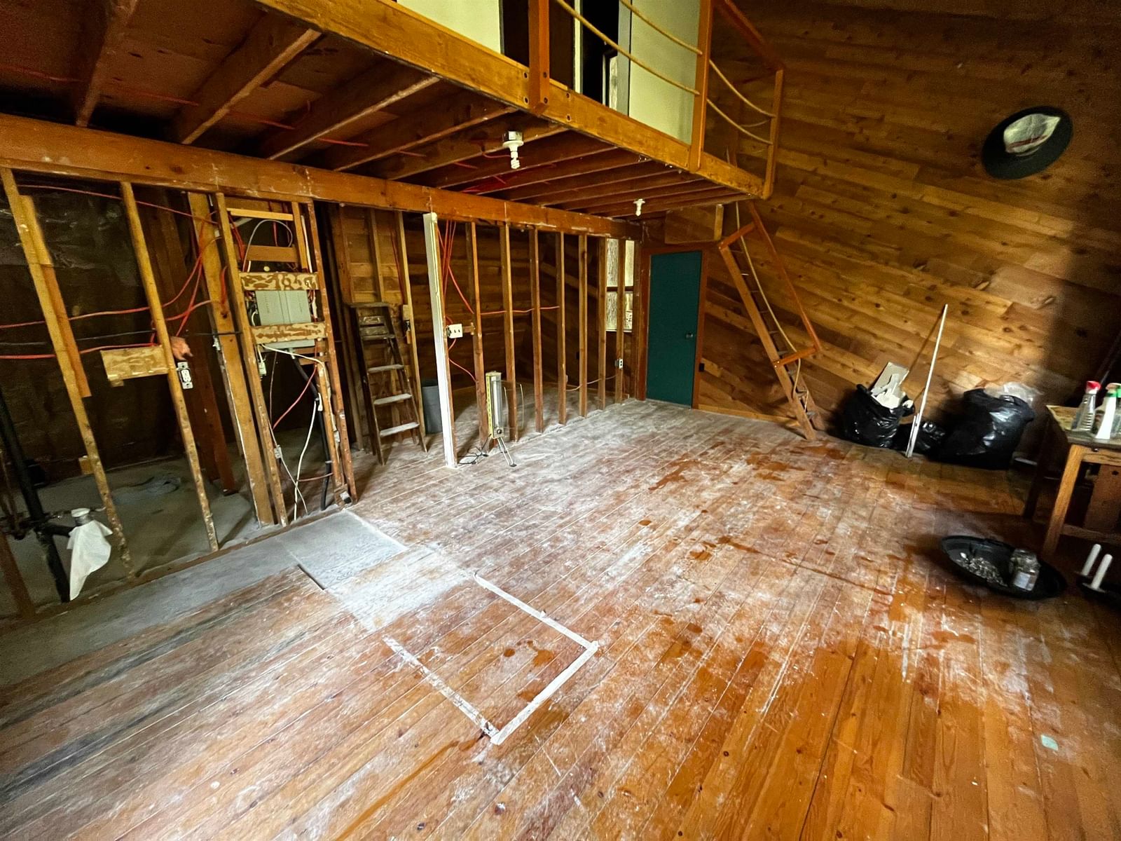 Listing Image 20