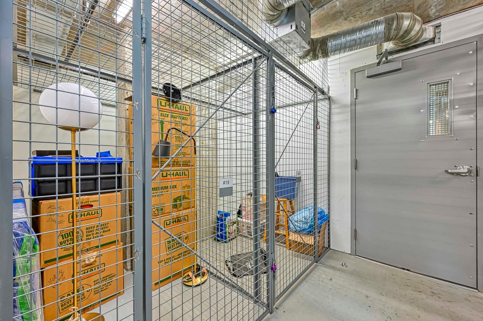 Listing Image 10