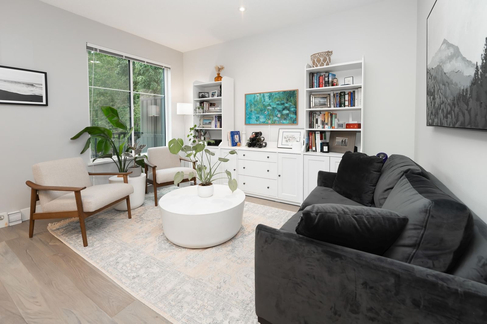Listing Image 13